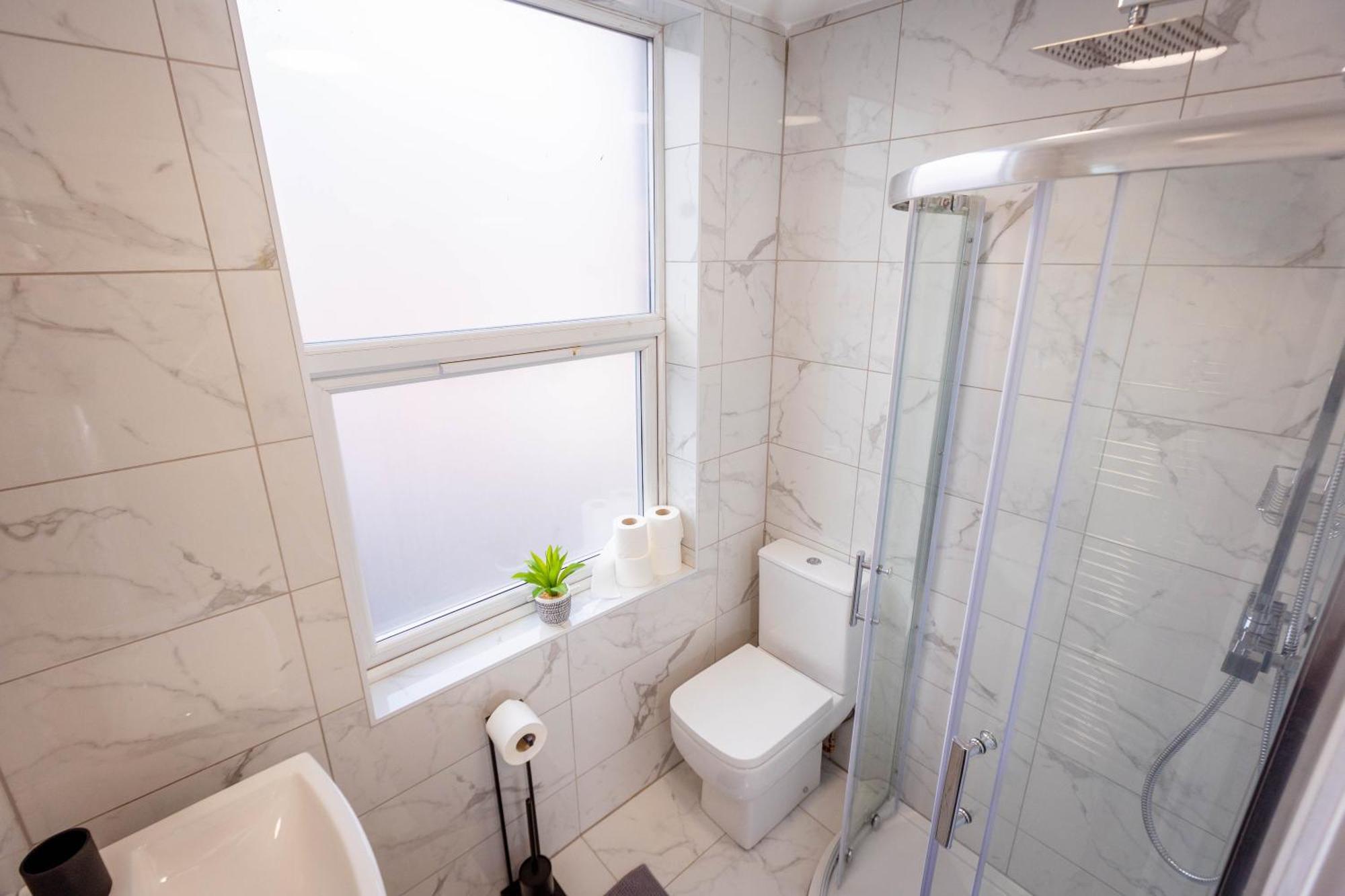 Two Bedroom Luxury Rb *